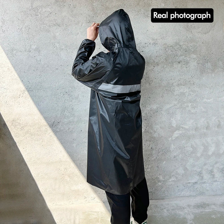 Lune London | Black rain jacket for adults - Waterproof and breathable for outdoor use