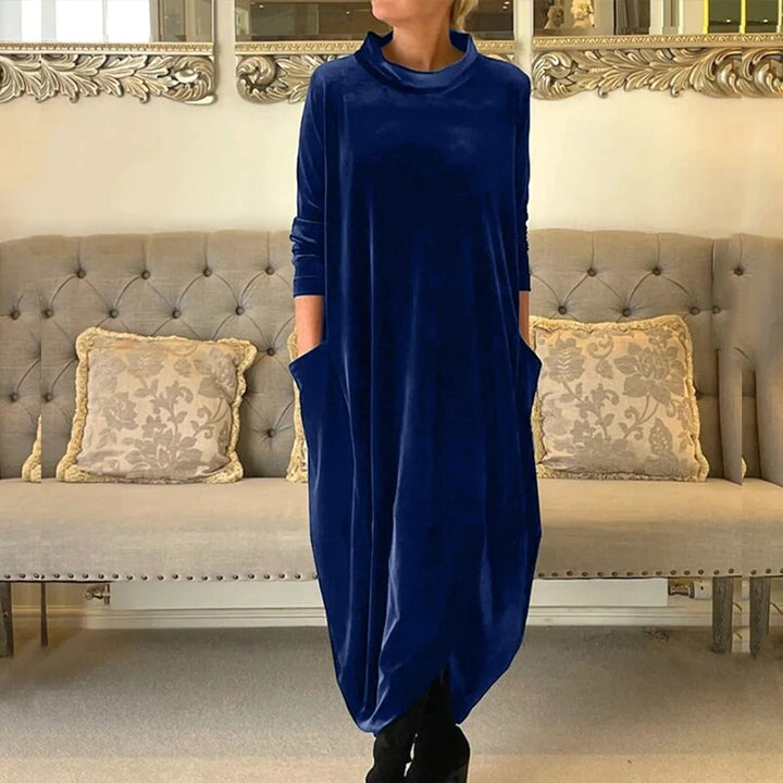 Lune London | Comfortable velvet dress with pockets