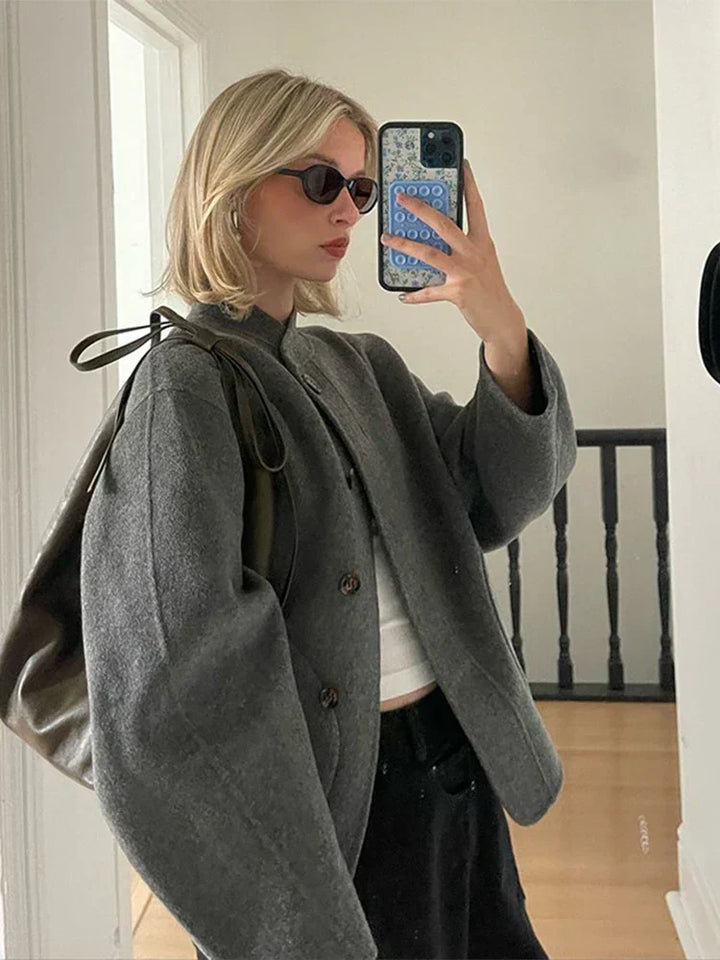 Lune London | Elegant oversized women's coat for autumn