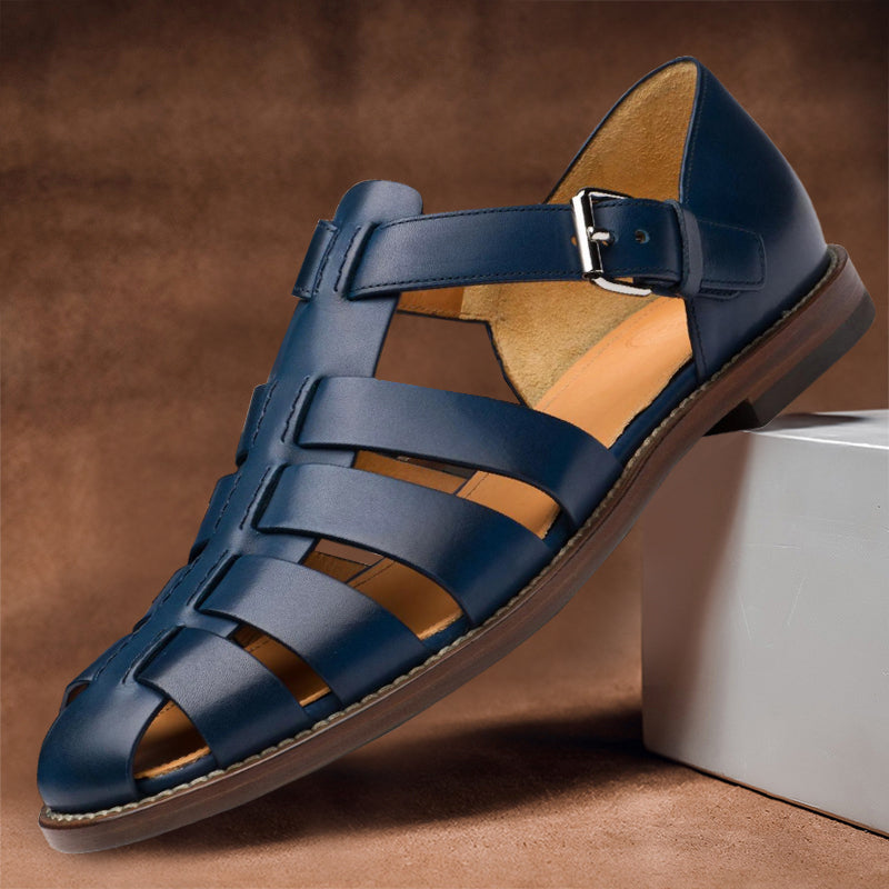 Lune London | Leather sandals with adjustable buckle for men