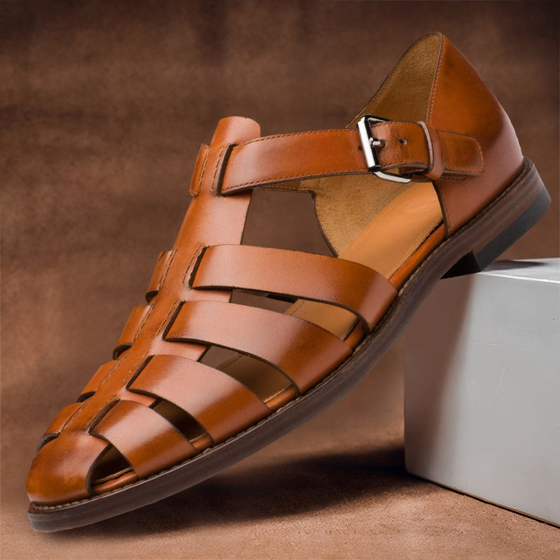 Lune London | Leather sandals with adjustable buckle for men