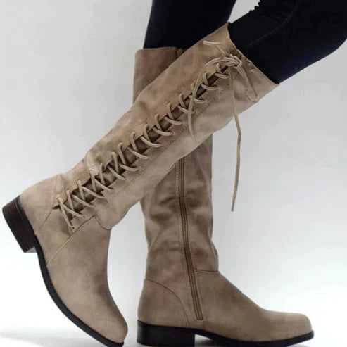 Lune London | Elegant lace-up boots