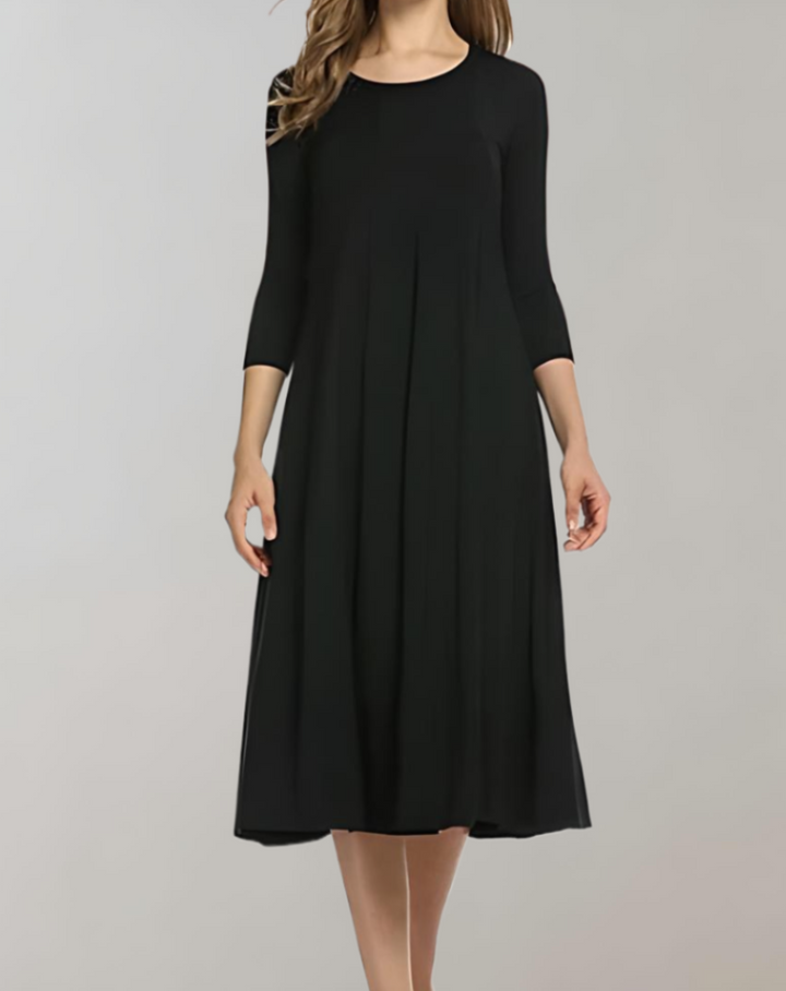 Lune London | A-line dress with 3/4 sleeves and a round neck