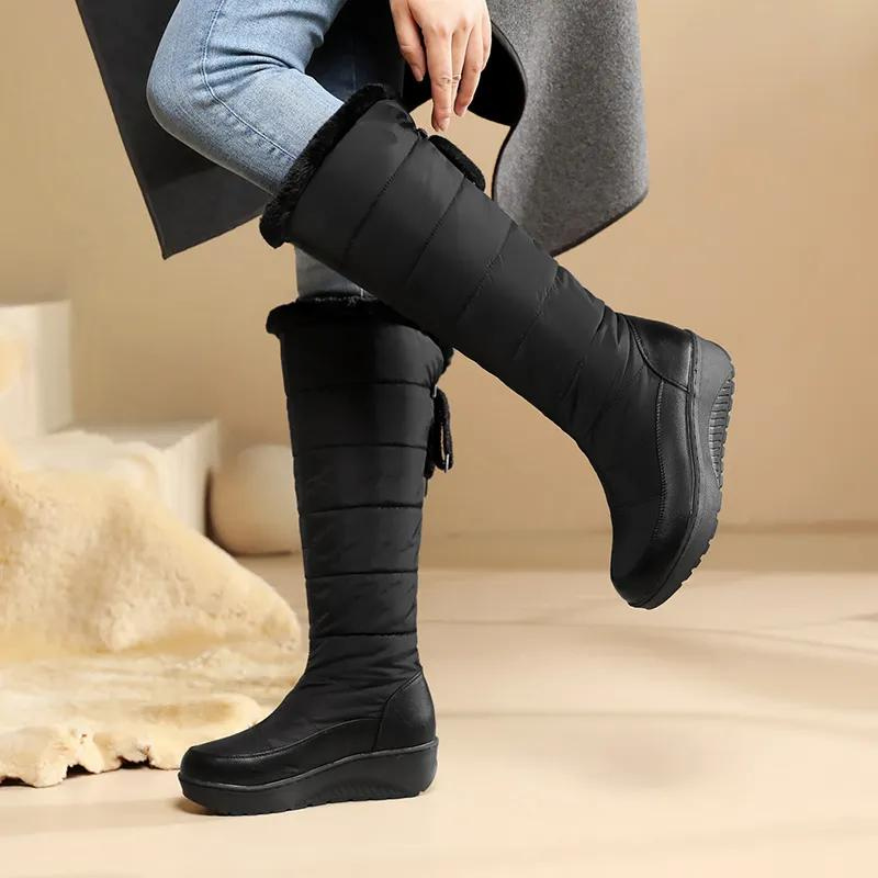 Chic Und Stil | Women's Winter Boots with Lining Warm and Comfortable