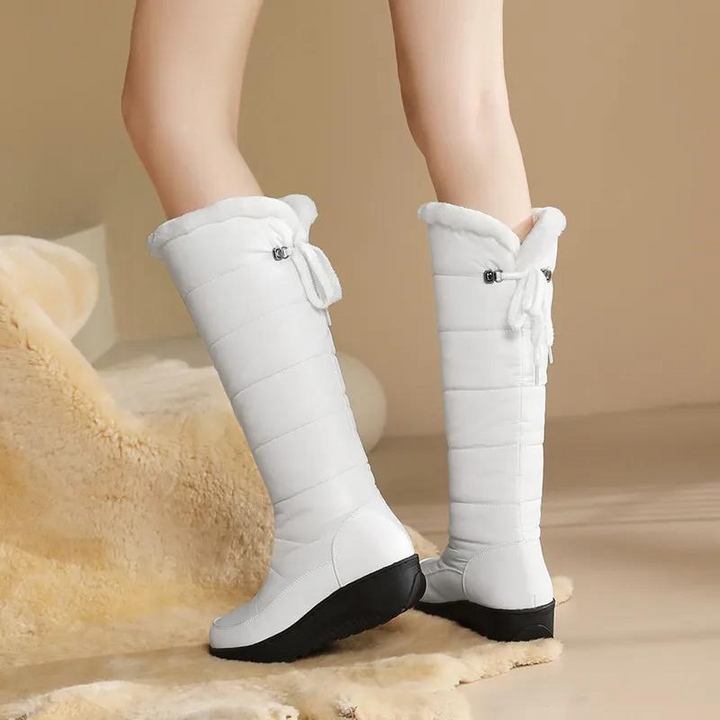 Chic Und Stil | Women's Winter Boots with Lining Warm and Comfortable