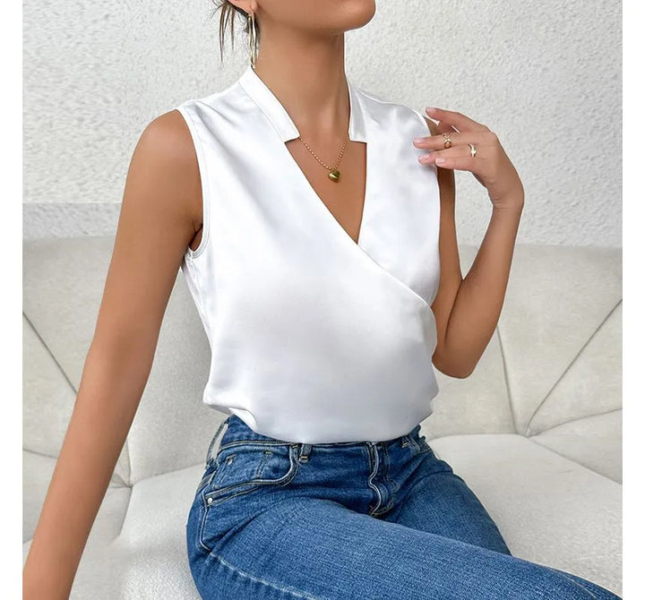 Lune London | Elegant Sleeveless Solid Top