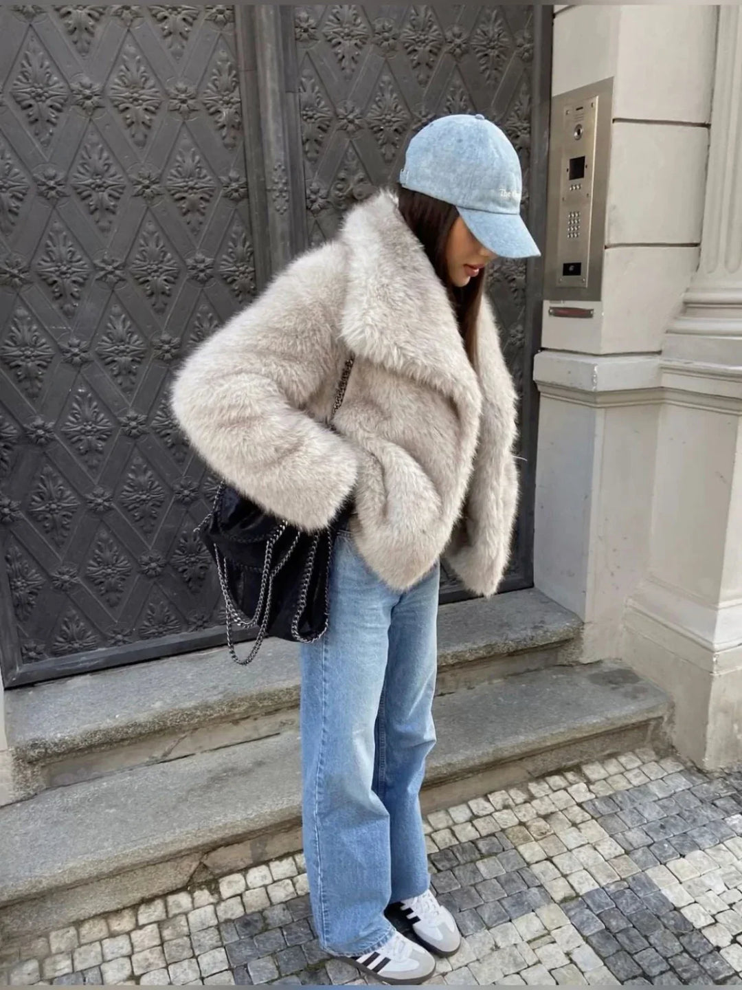 Lune London | Sheeps wool faux fur open-front jacket