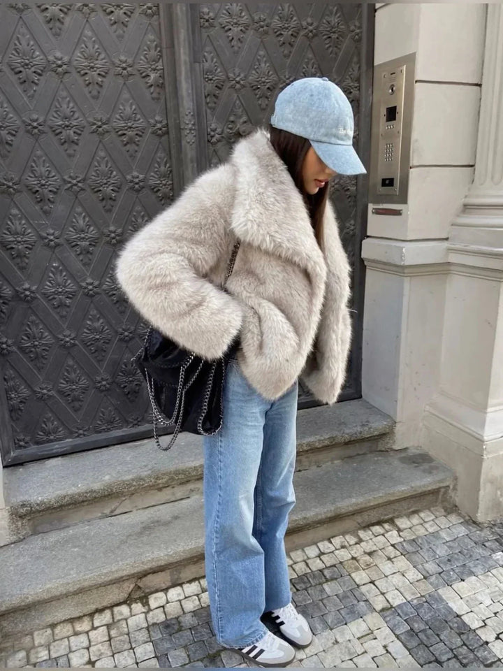 Lune London | Sheeps wool faux fur open-front jacket