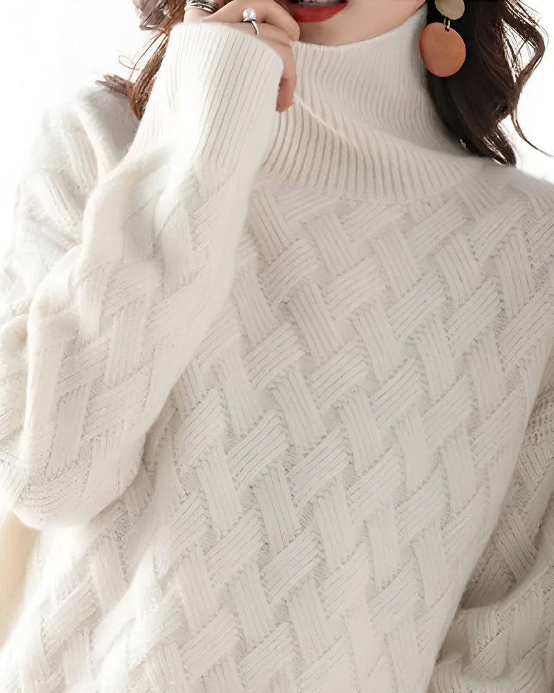 Lune London | Luxurious Cashmere Turtleneck Sweater for Elegance