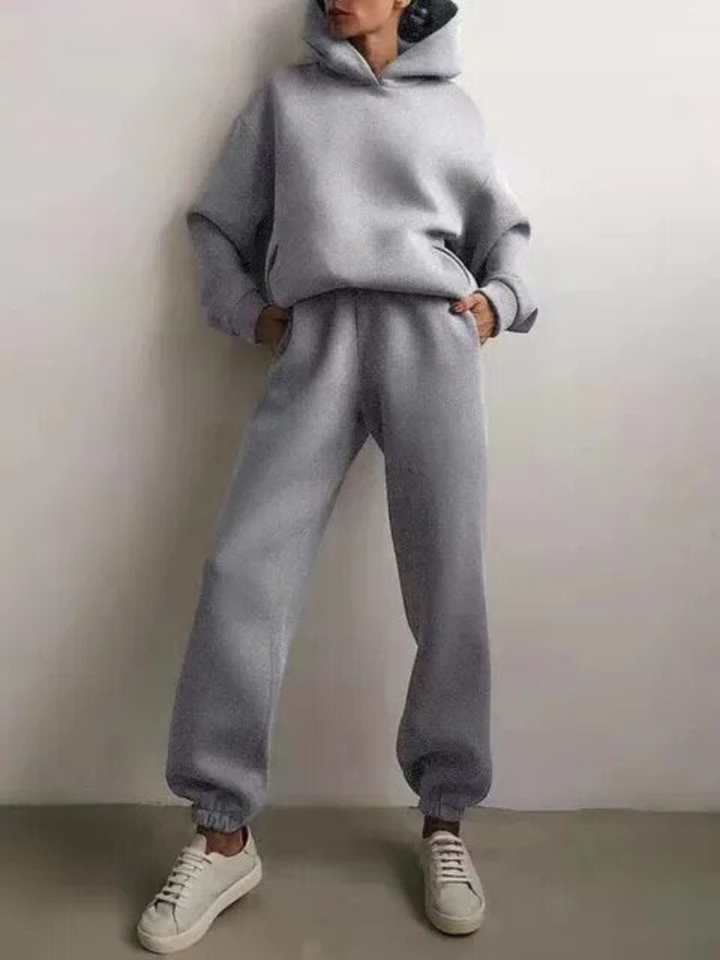 Lune London | Loungewear Set - Cozy Hoodie & Jogging Pants