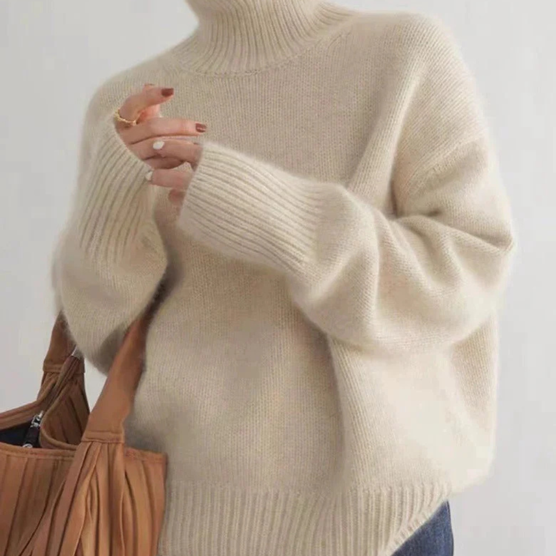 Chic Und Stil | Luxurious Cashmere Turtleneck Sweater for Women Amelia