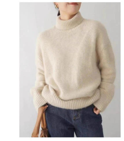 Chic Und Stil | Luxurious Cashmere Turtleneck Sweater for Women Amelia