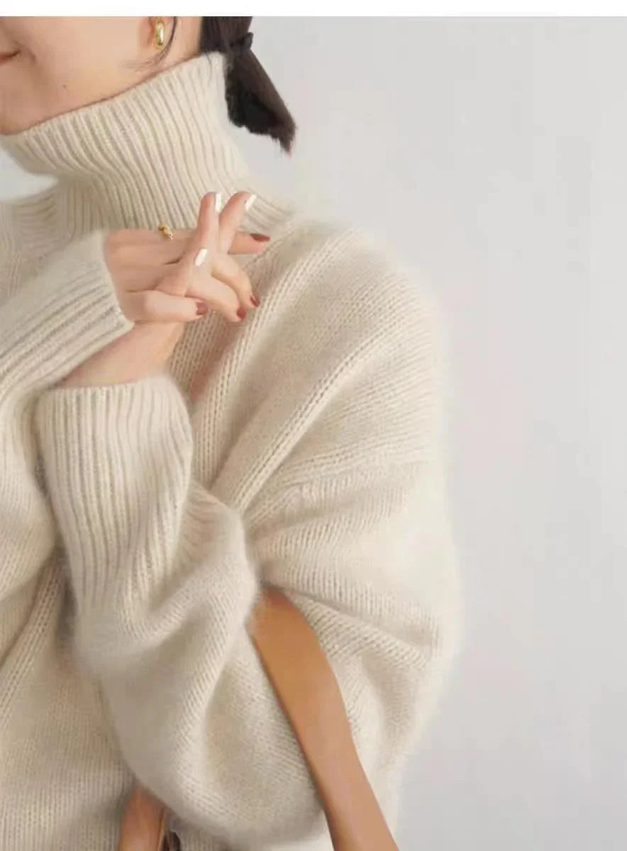 Lune London | Luxurious Cashmere Turtleneck Sweater for Women Amelia