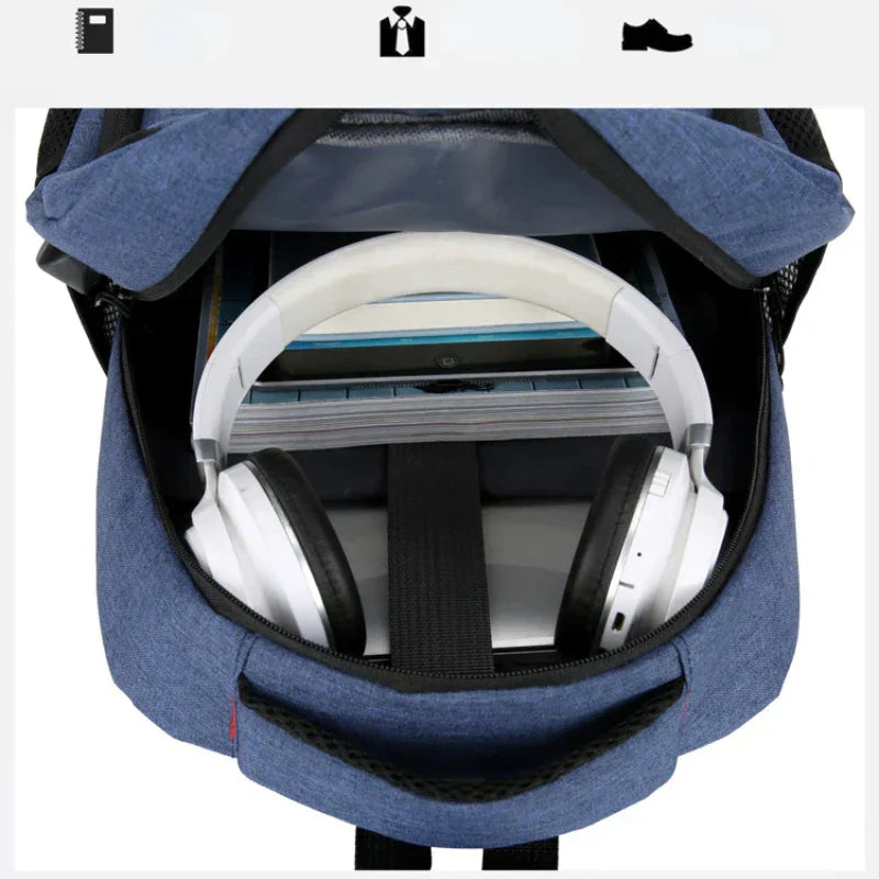Lune London | RAYMOND | Ultra-light waterproof backpack for men with back pocket
