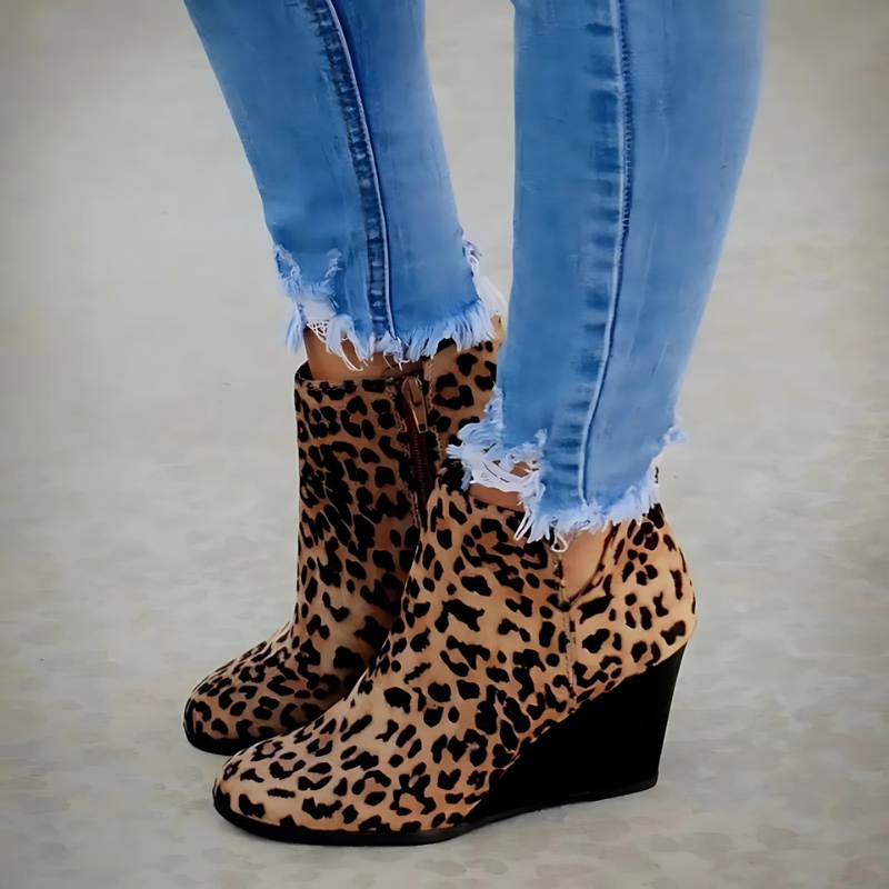 Lune London | Ankle Boots - Suede-like Fabric - Wedge Heel - Side Zipper