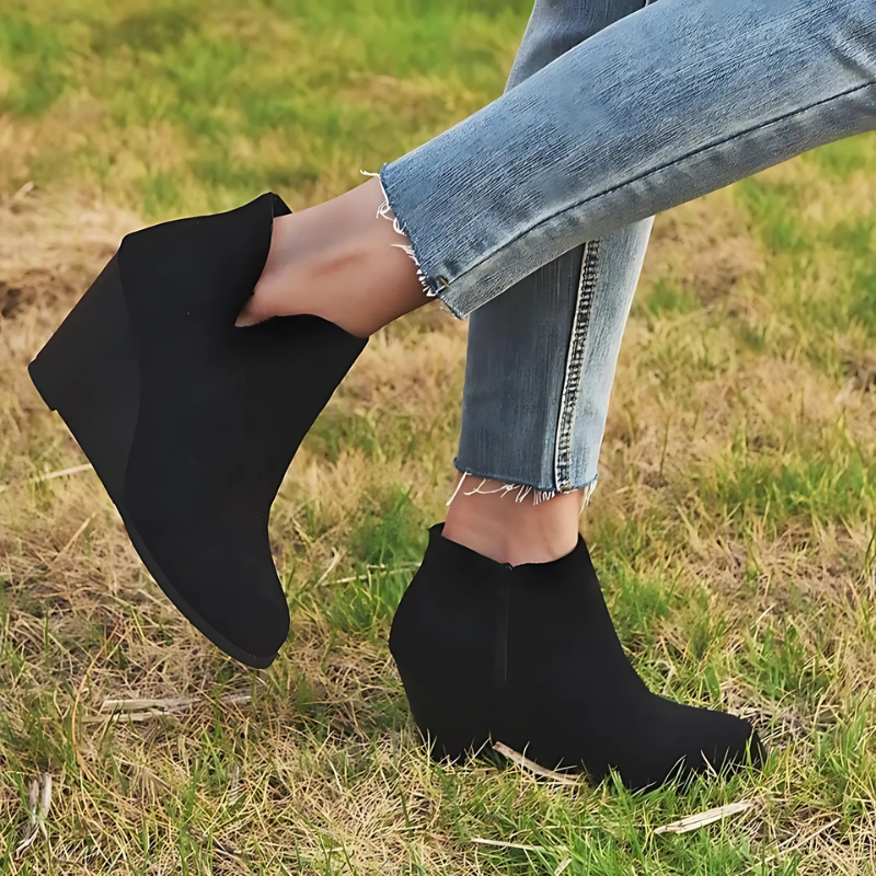 Lune London | Ankle Boots - Suede-like Fabric - Wedge Heel - Side Zipper