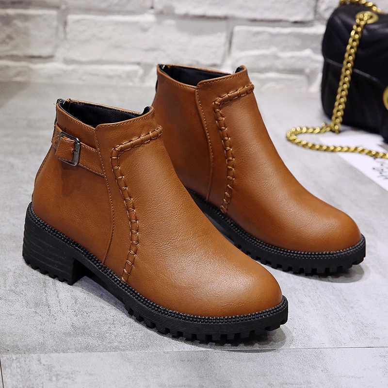 Lune London | Boots - Faux leather - Ankle height - Low block heel - Profile sole