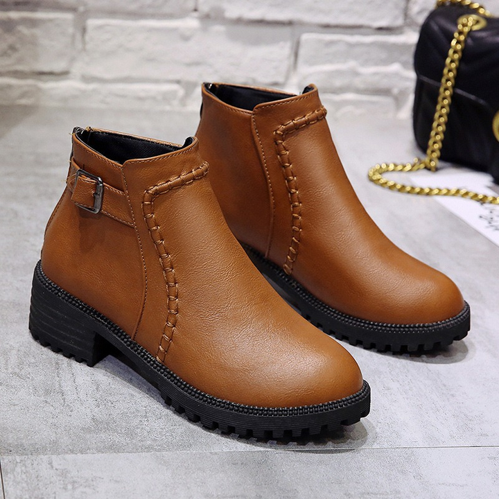 Lune London | Boots - Faux leather - Ankle height - Low block heel - Profile sole
