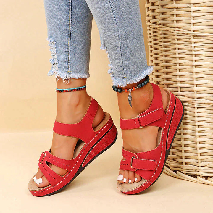 Lune London | Orthopedic Sandals Comfortable Hiking Shoes That You Want to Wear All Day