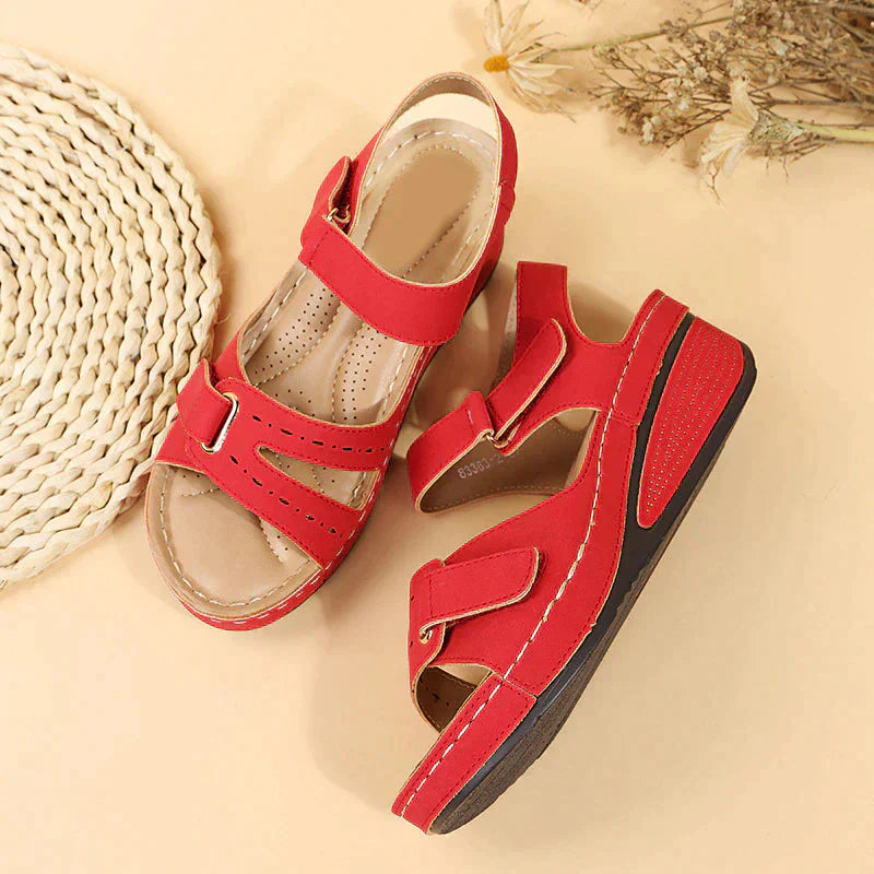 Lune London | Orthopedic Sandals Comfortable Hiking Shoes That You Want to Wear All Day
