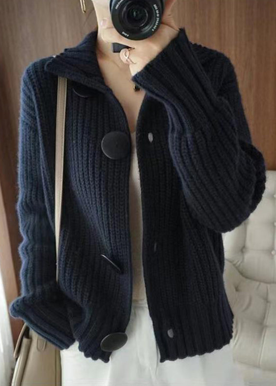 Chic und Stil | Buttoned Knit Jacket with Navy Patchwork