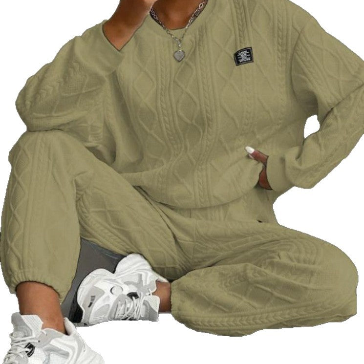 Costume en tricot pour femmes avec design texturé et coupe confortable Chic & Stil