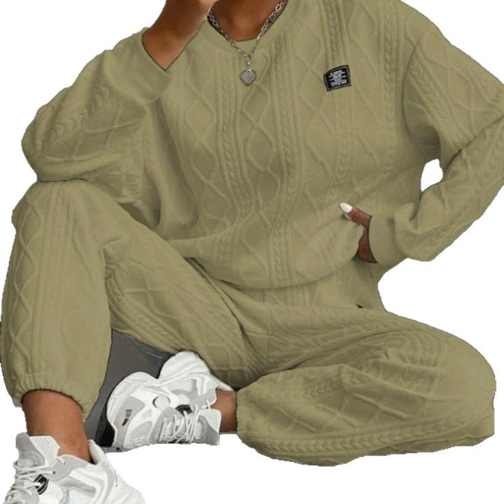 Costume en tricot pour femmes avec design texturé et coupe confortable Chic & Stil
