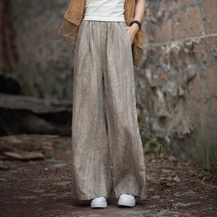 Loose linen pants for ladies with an elegant texture Lune London