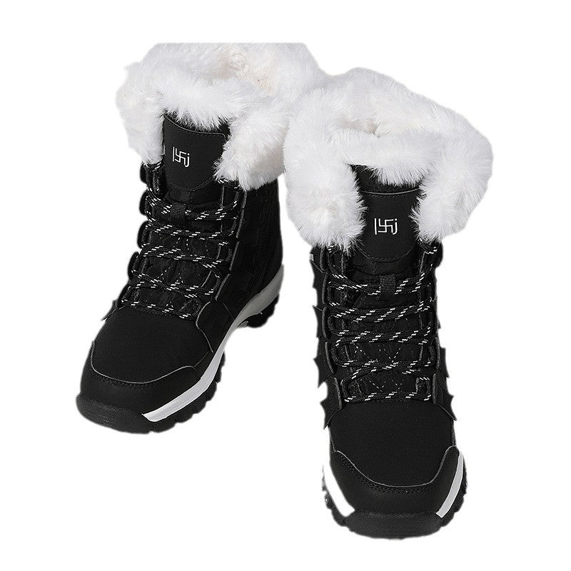 Winter boots for women with insulated faux fur collar and non-slip sole Lune London