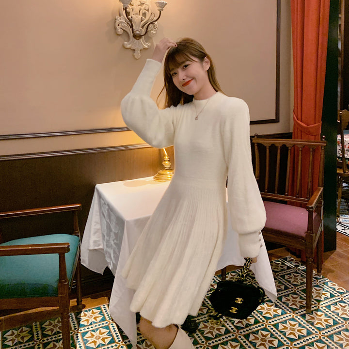 Robe en tricot pour femmes avec des manches bouffantes à la mode et des détails de bouton Chic & Stil