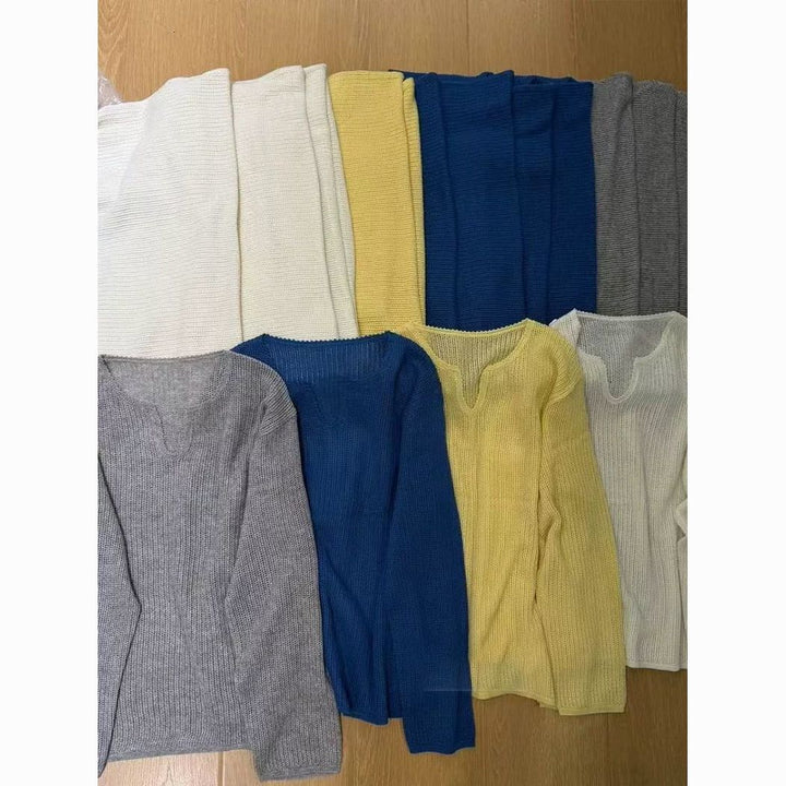Sweat décontracté pour femmes avec un élégant col en V Chic & Stil