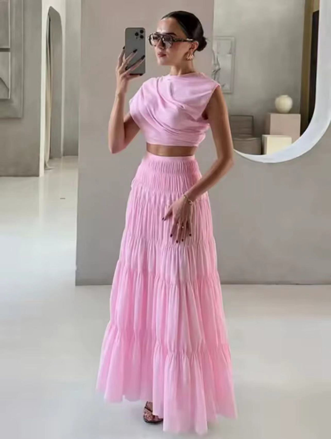 women's set consisting of a trendy crop-top and a maxi-skirt with ruffle details Lune London