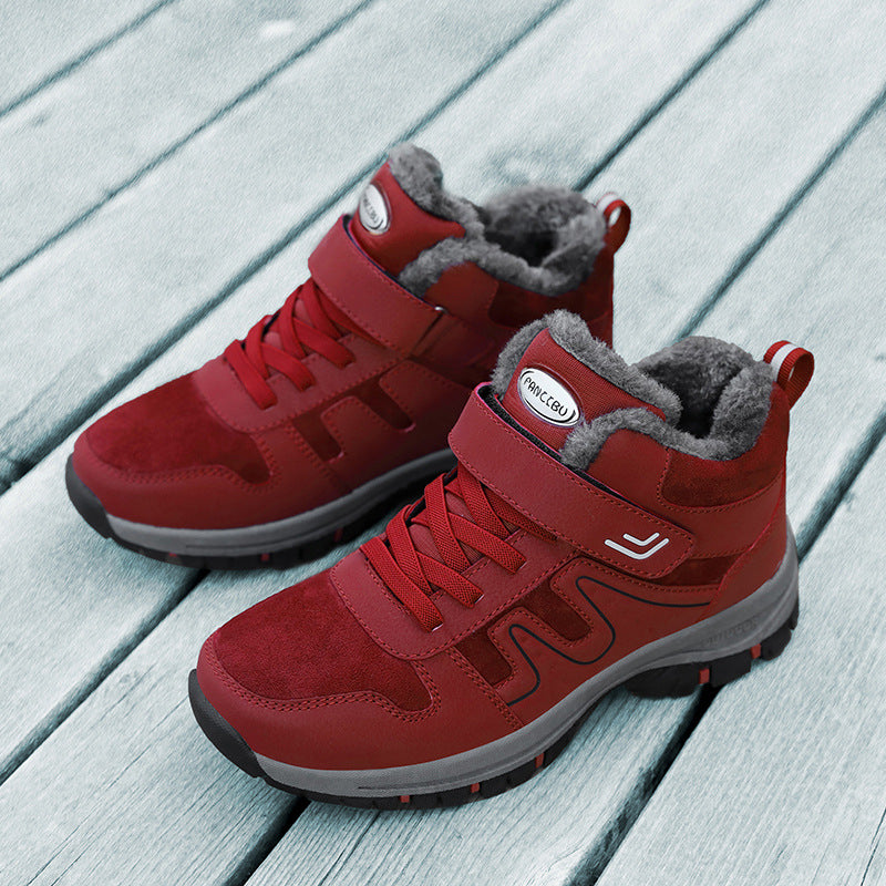 Women Winter Hiking Boots with Non-Slip Sole and Insulated Lining Lune London