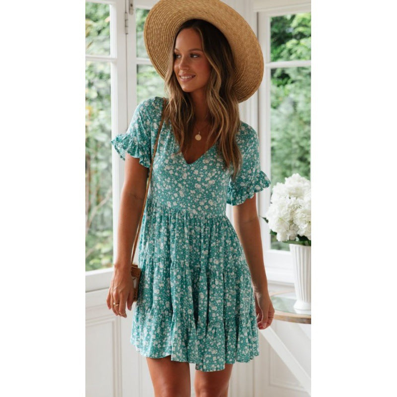 Robe d'été pour femme avec des détails de volants floraux et une silhouette aérienne Chic & Stil