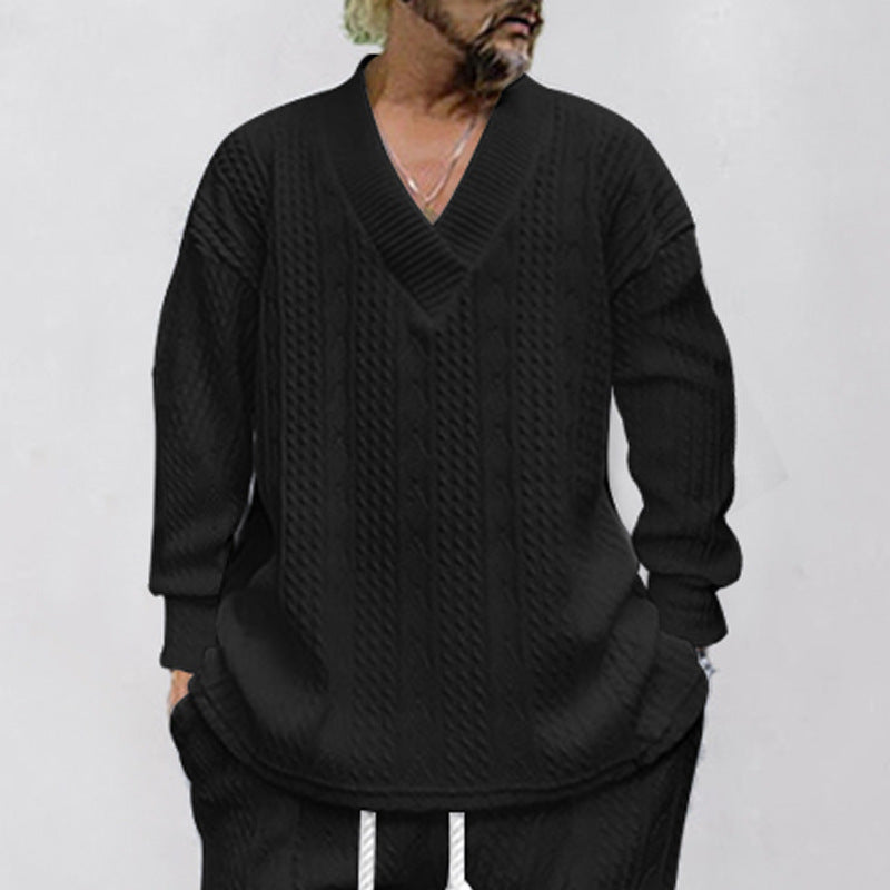 Chunky knit pullover for men with V-neck and relaxed fit Lune London