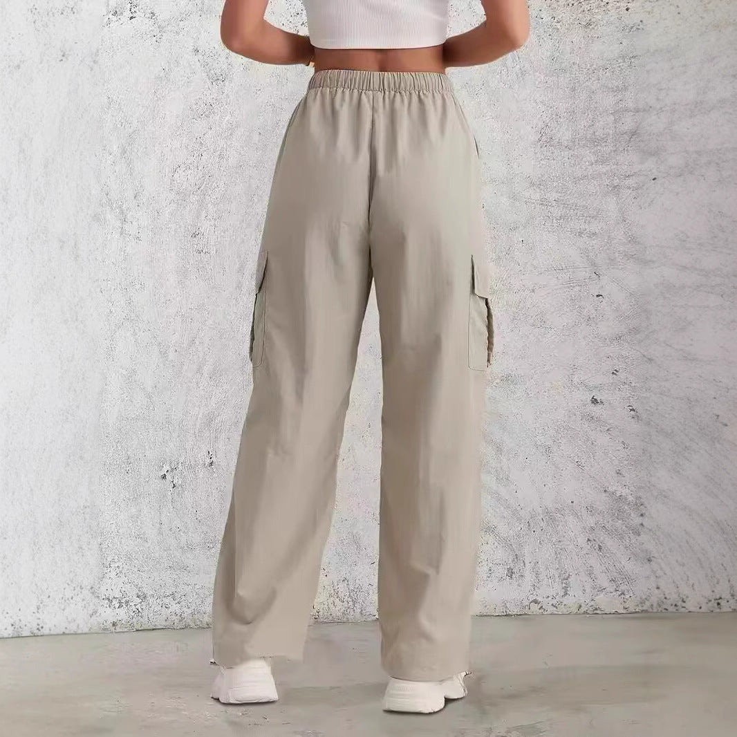 Lune London Women's cargo pants with a practical elastic waistband and trendy side pockets