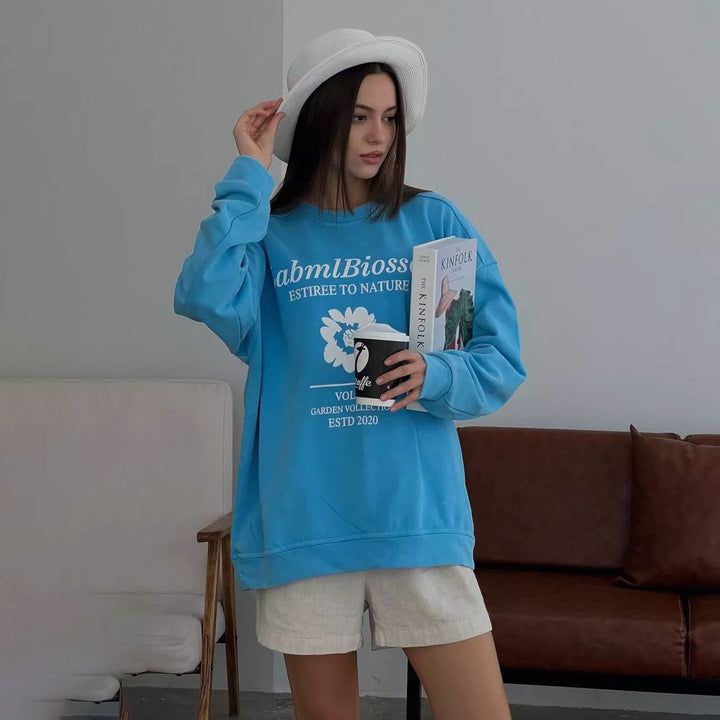 Ladies casual and stylish oversized sweater with floral print Lune London