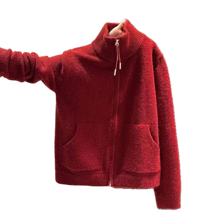 Cardigan thermique pour femmes avec col haut et deux poches pratiques.