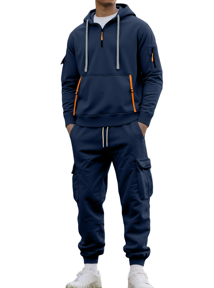 Functional sports set for men with hood and practical pockets Lune London