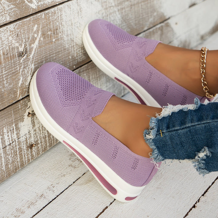 Slip-on sneakers for women with breathable mesh upper and cushioned sole Lune London