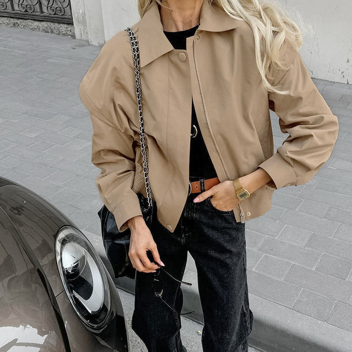 Modern cropped jacket for women with voluminous sleeves Lune London