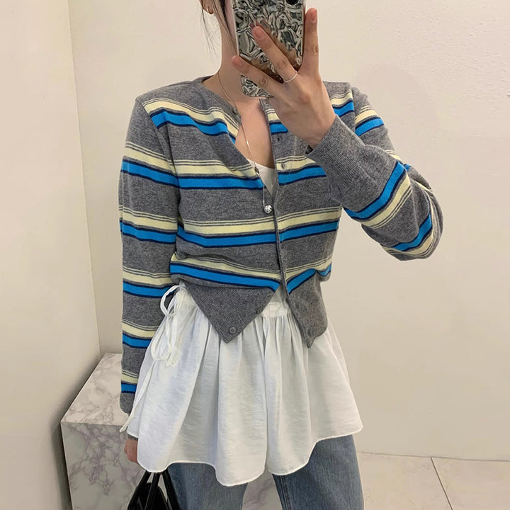 Sporty knitted jacket for women with a trendy striped pattern and playful buttons Lune London