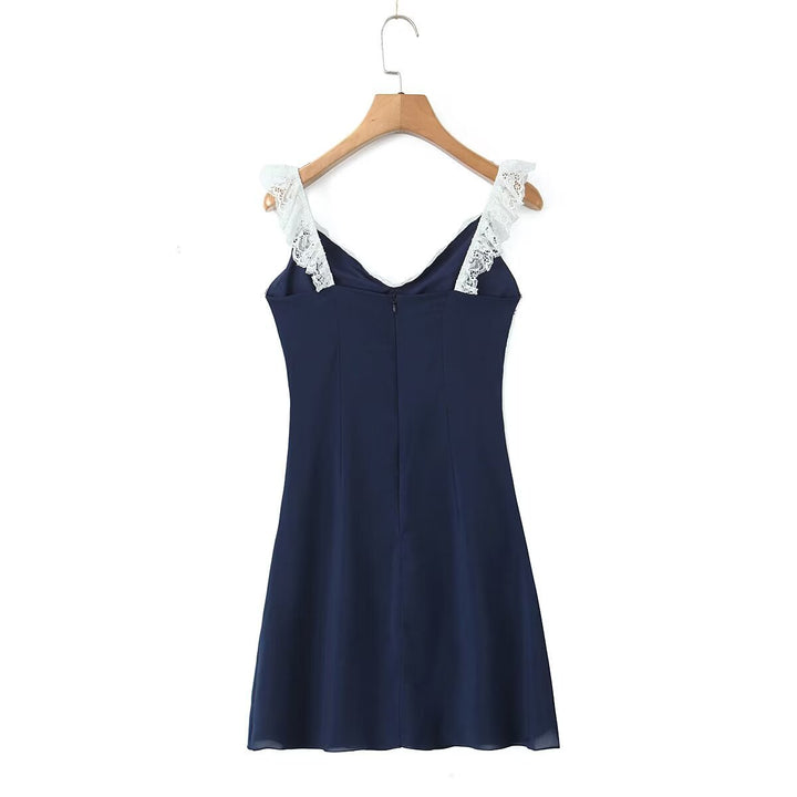 Nightgown for women with a lace top and an elegant bow decoration Lune London
