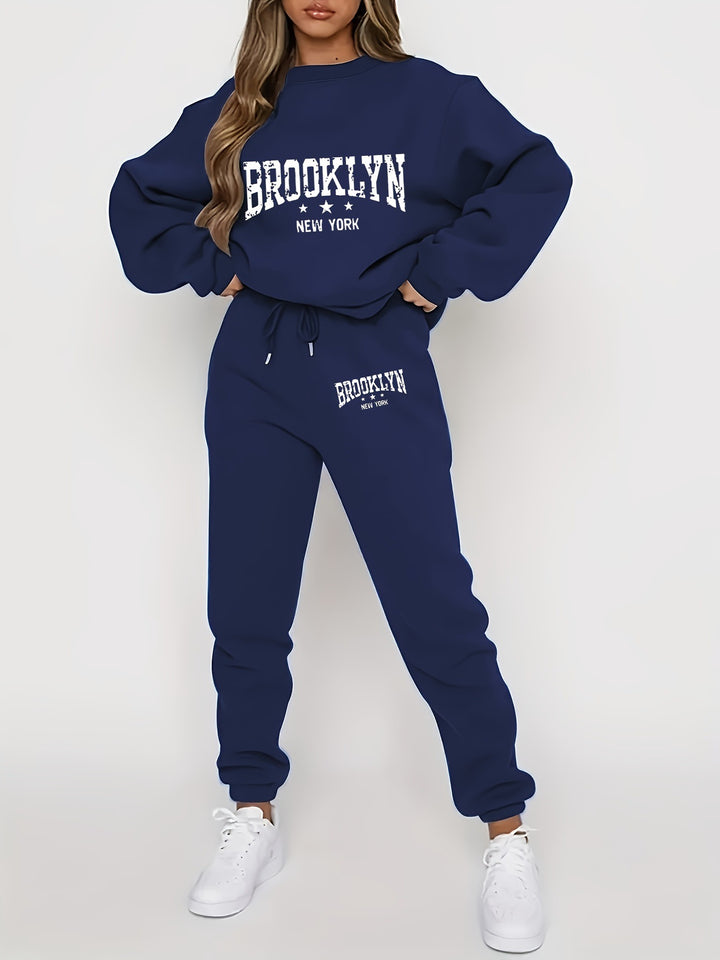 Women's hoodie and jogger set with urban Brooklyn design Chic & Stil