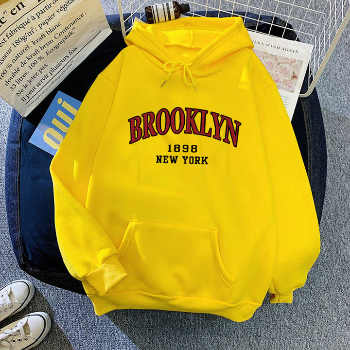 Women's hoodie with urban Brooklyn design Chic & Stil