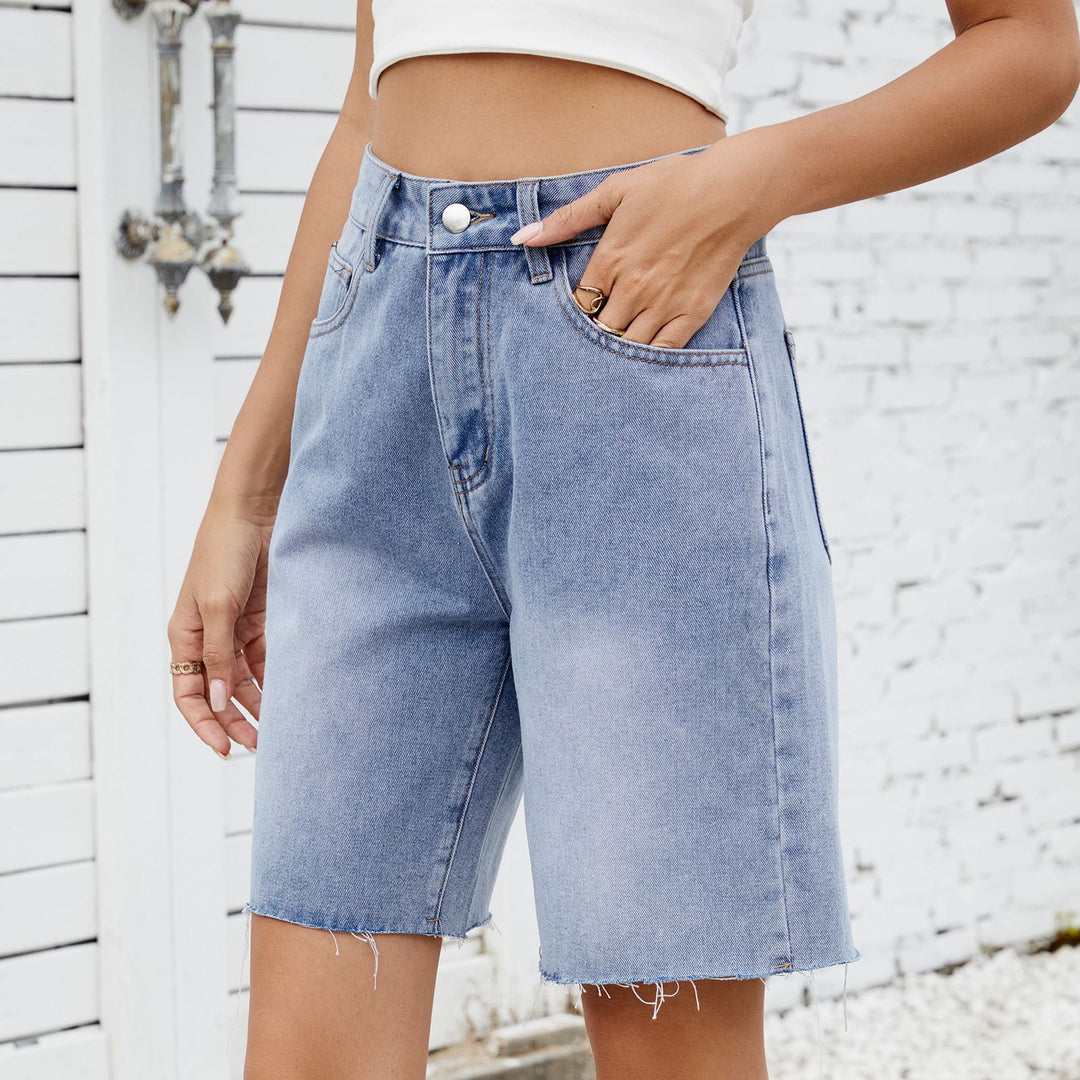 Women's denim shorts with a modern cut and frayed edges Lune London