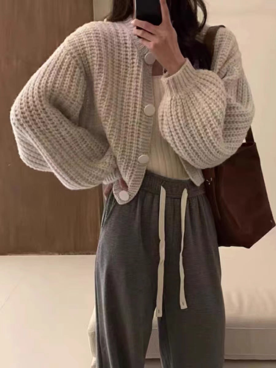 Chunky knit cardigan for women with voluminous sleeves and large buttons Lune London