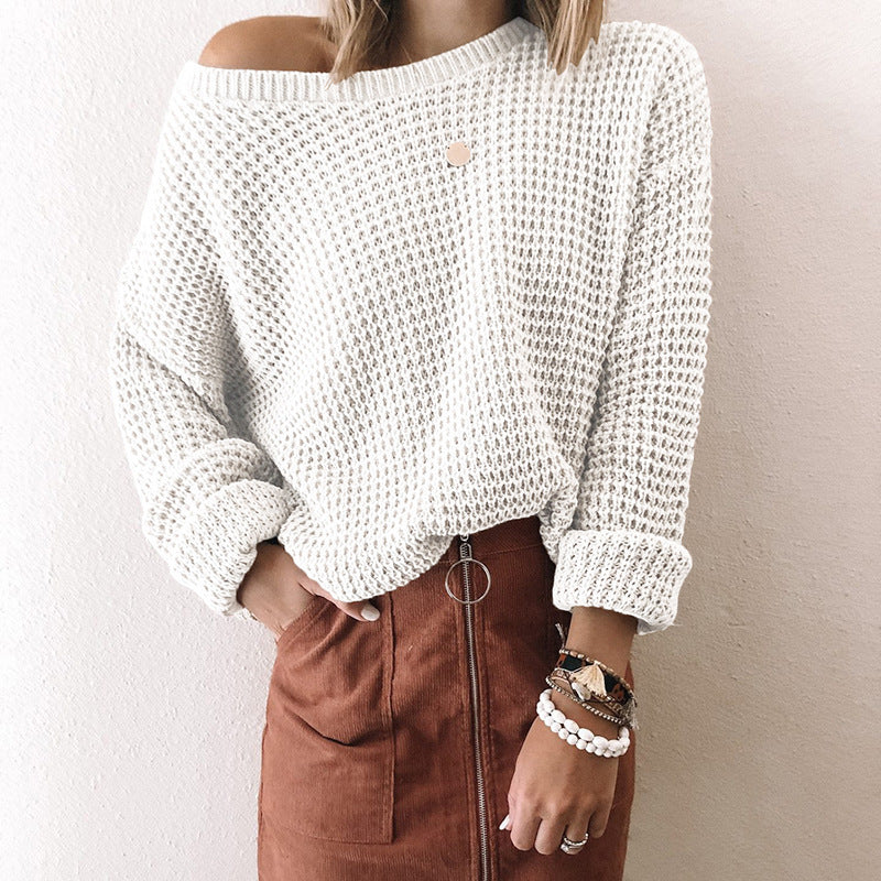 Women loose knit sweater with spiral structure and wide neckline Lune London