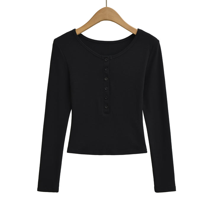 Long sleeve top for women with button neckline and relaxed fit Lune London