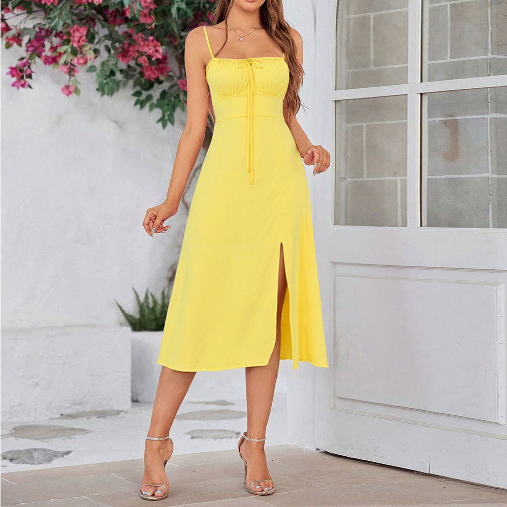 Robe maxi femme avec bretelles spaghetti réglables et cordon de taille raffiné Chic & Stil